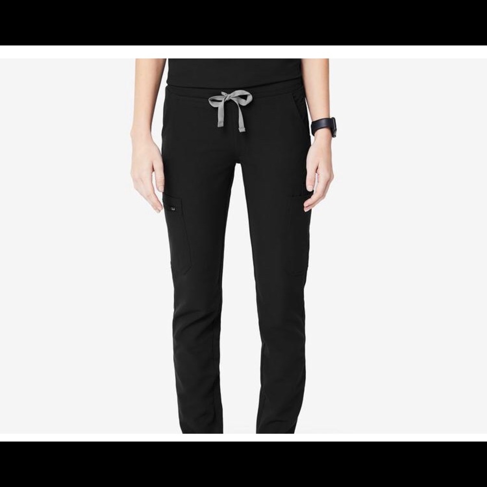 Figs skinny scrub pants black